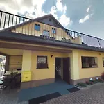 Homestay Aleksander *