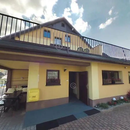 Проживание в семье Aleksander *