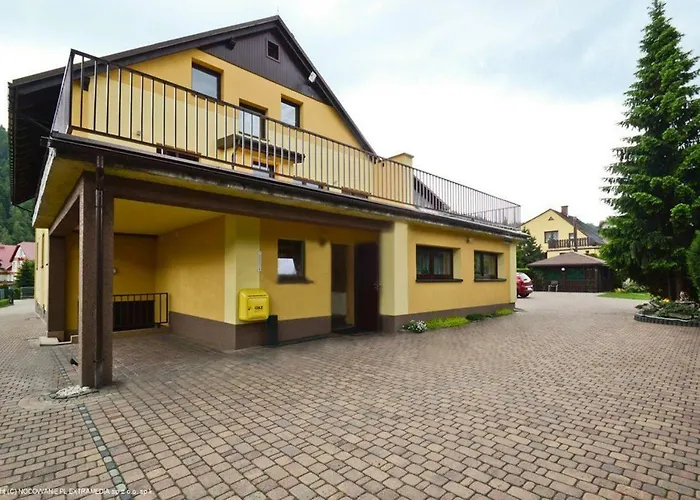 Aleksander 홈스테이 *